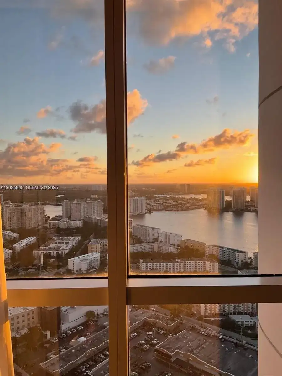 18201 Collins Ave # 5303, Sunny Isles Beach FL 33160 photo 4