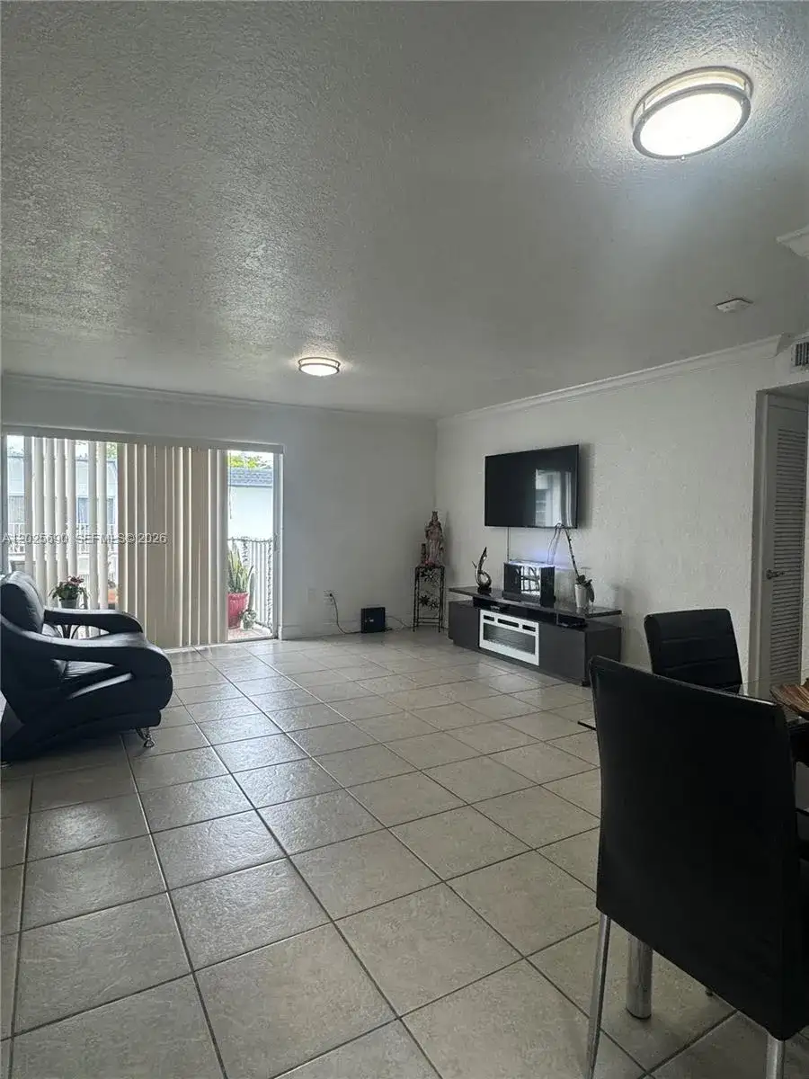 7235 SW 94th Pl # J6, Miami FL 33173 photo 3