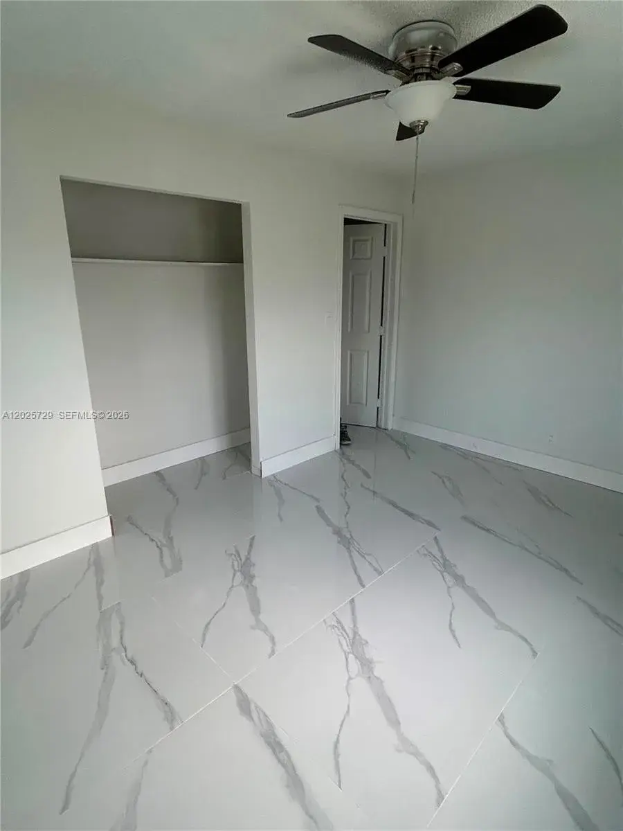4380 SW 23rd St, Fort Lauderdale FL 33317