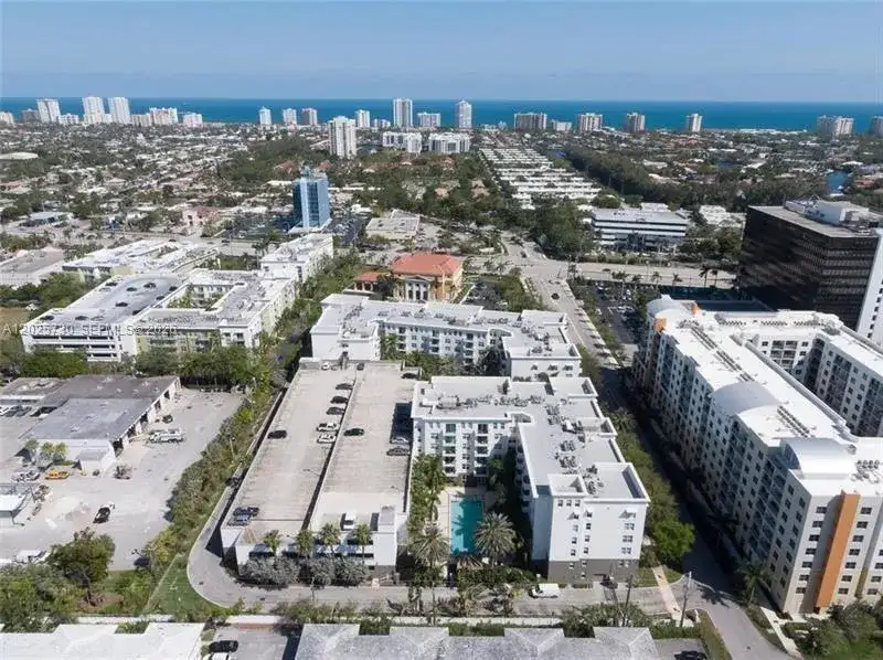 2421 NE 65th St # 408, Fort Lauderdale FL 33308 photo 2