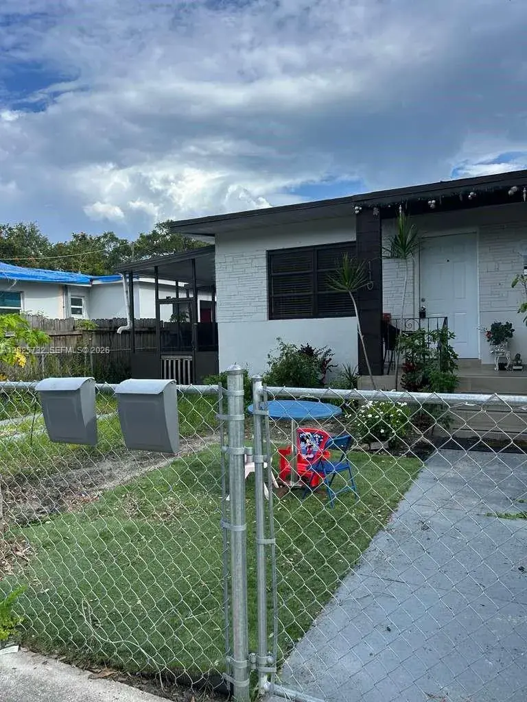 110 NW 58th St # 0, Miami FL 33127