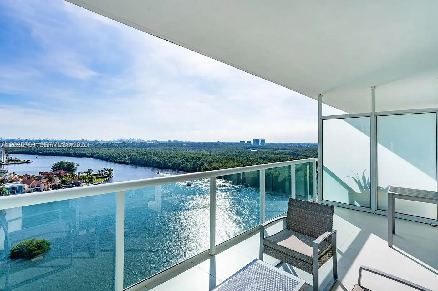 400 Sunny Isles Blvd # 1804, Sunny Isles Beach FL 33160 photo 4
