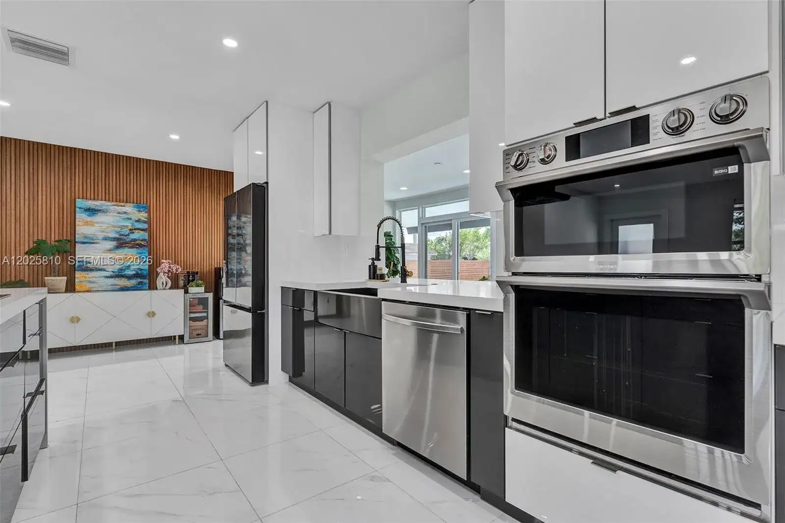 1446 Scott St, Hollywood FL 33020 photo 4