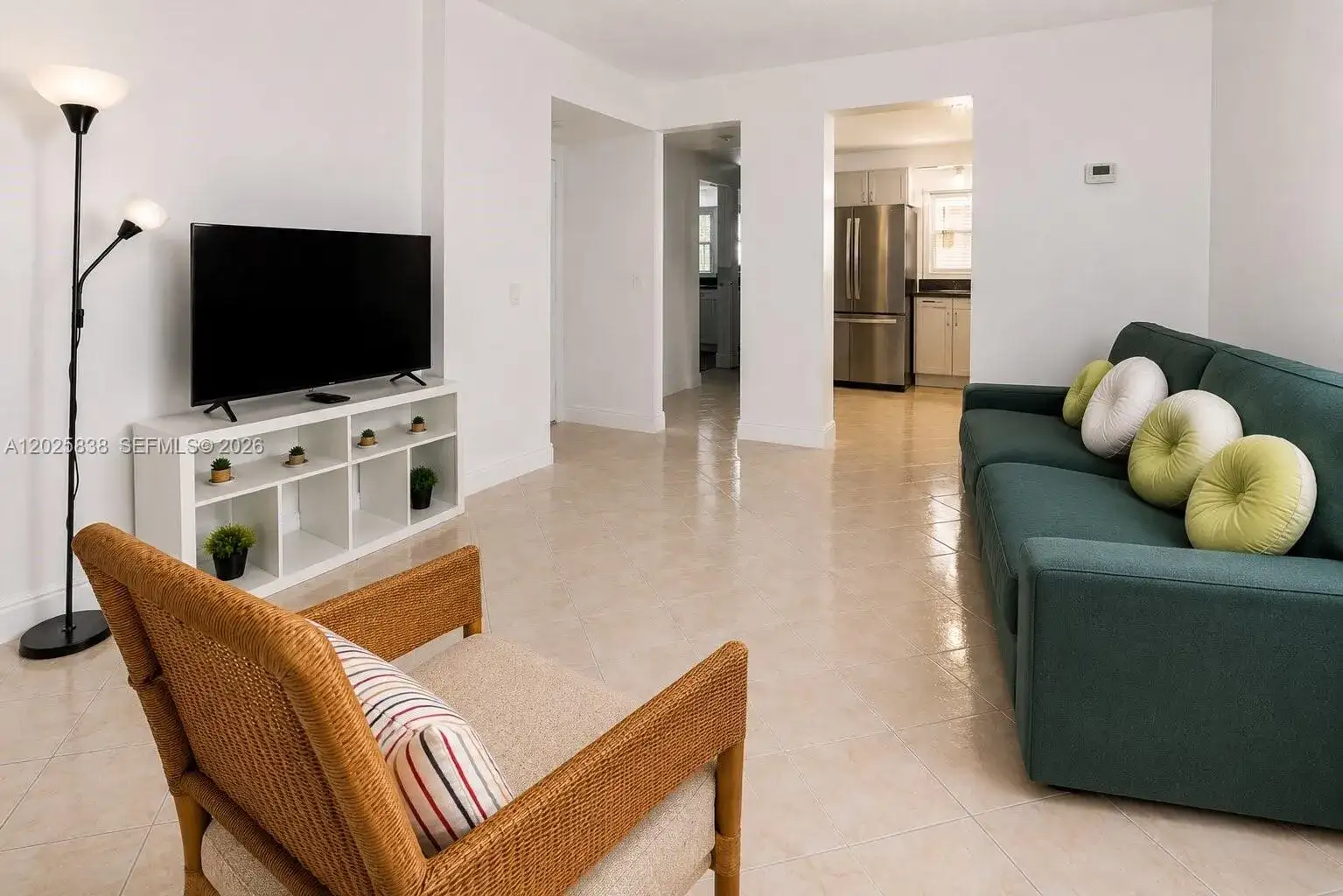 3401 N Country Club Dr # 307, Aventura FL 33180 photo 4