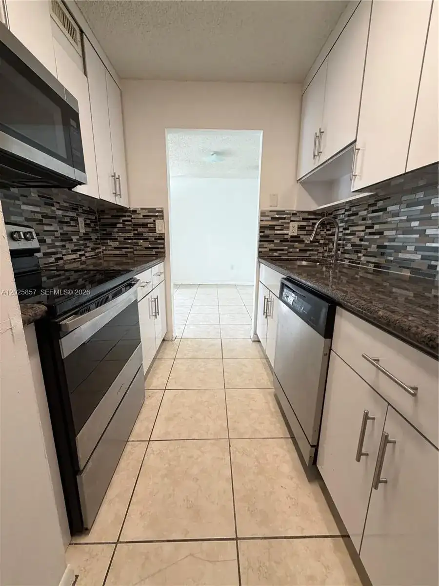 7429 SW 152nd Ave # 205, Miami FL 33193 photo 3