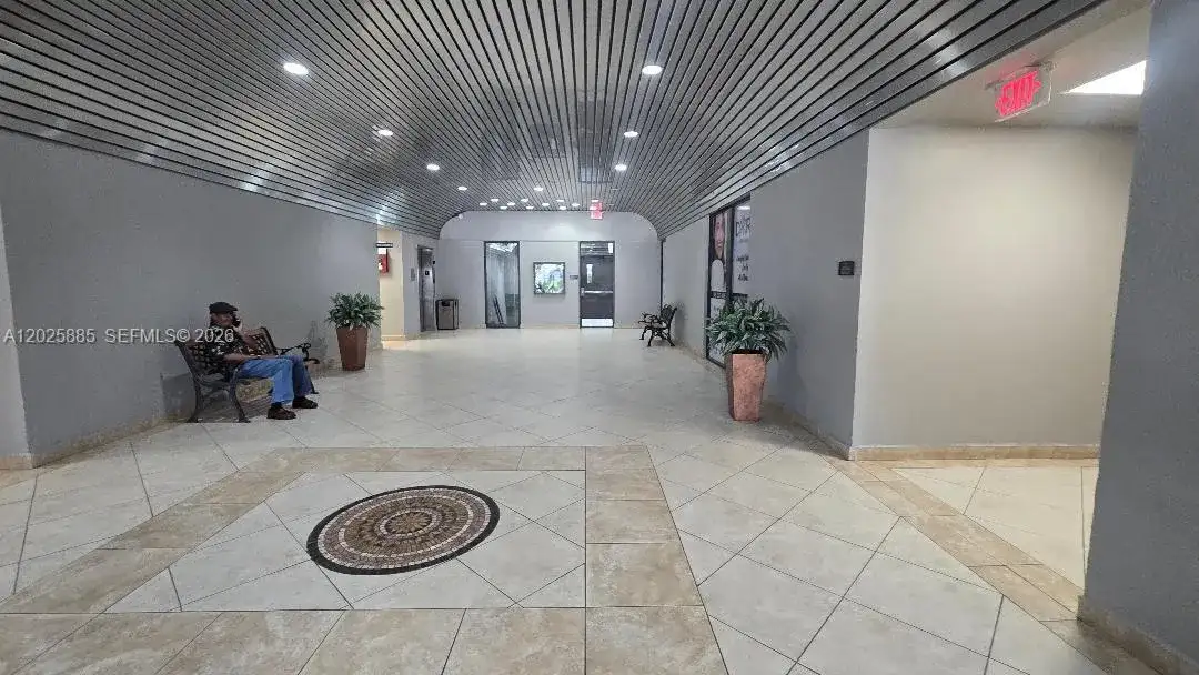 8370 W Flagler St # 246, Miami FL 33144 photo 3