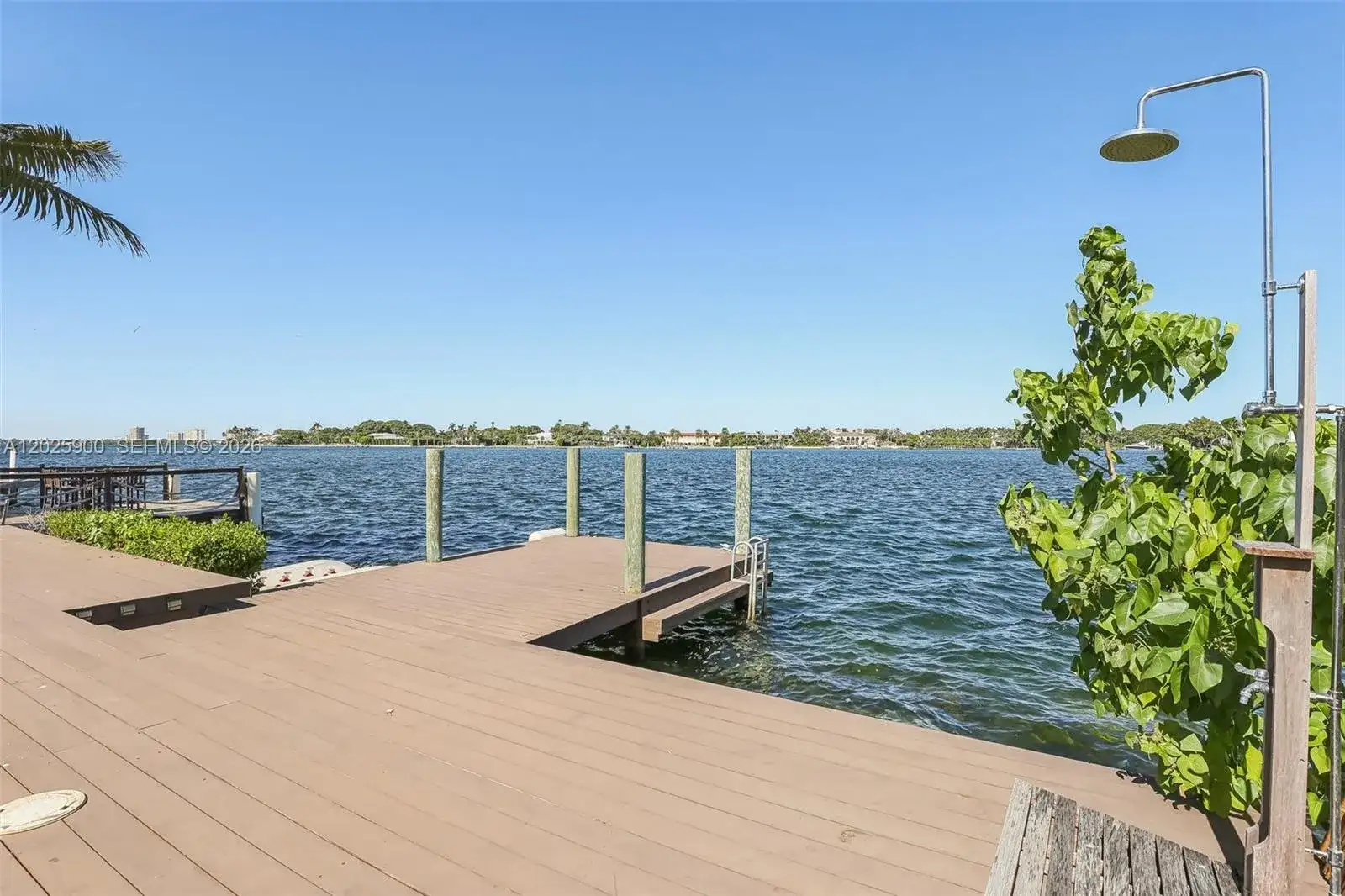 1231 Stillwater Dr, Miami Beach FL 33141 photo 4