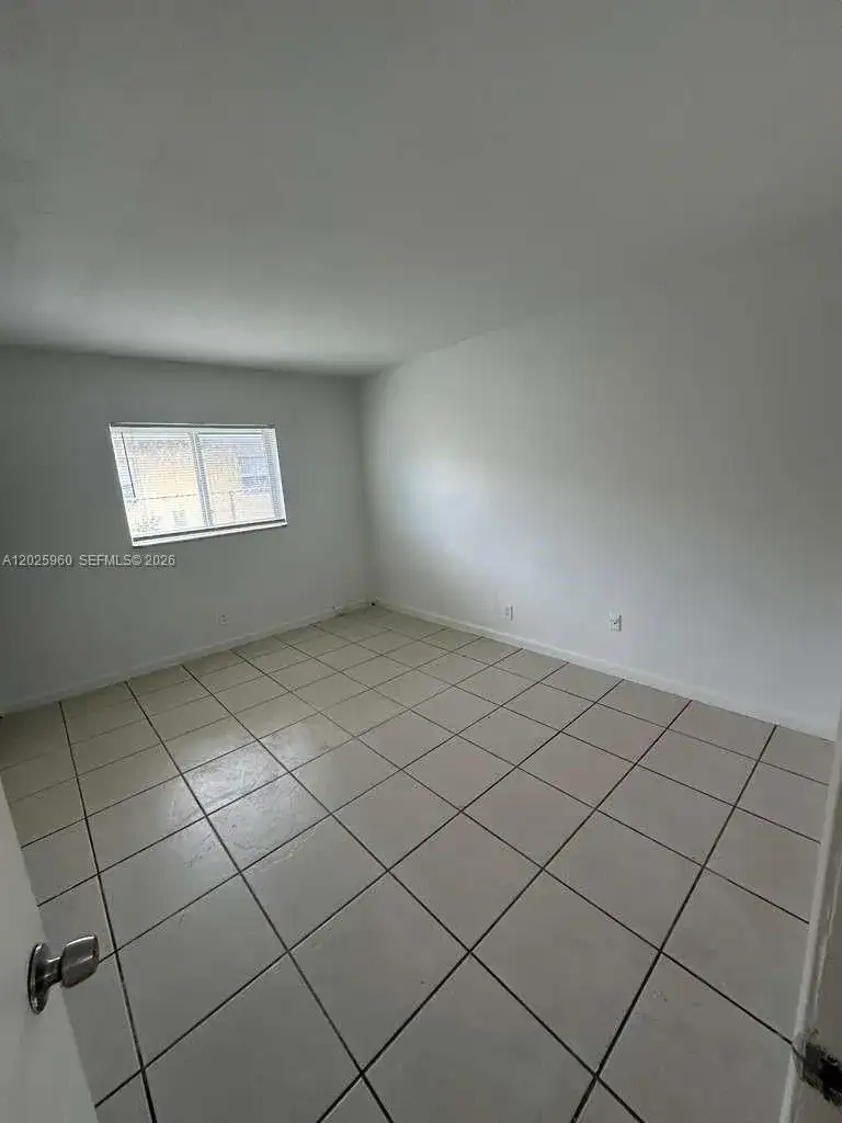 3961 NW 30th Ter # 1, Lauderdale Lakes FL 33309 photo 2