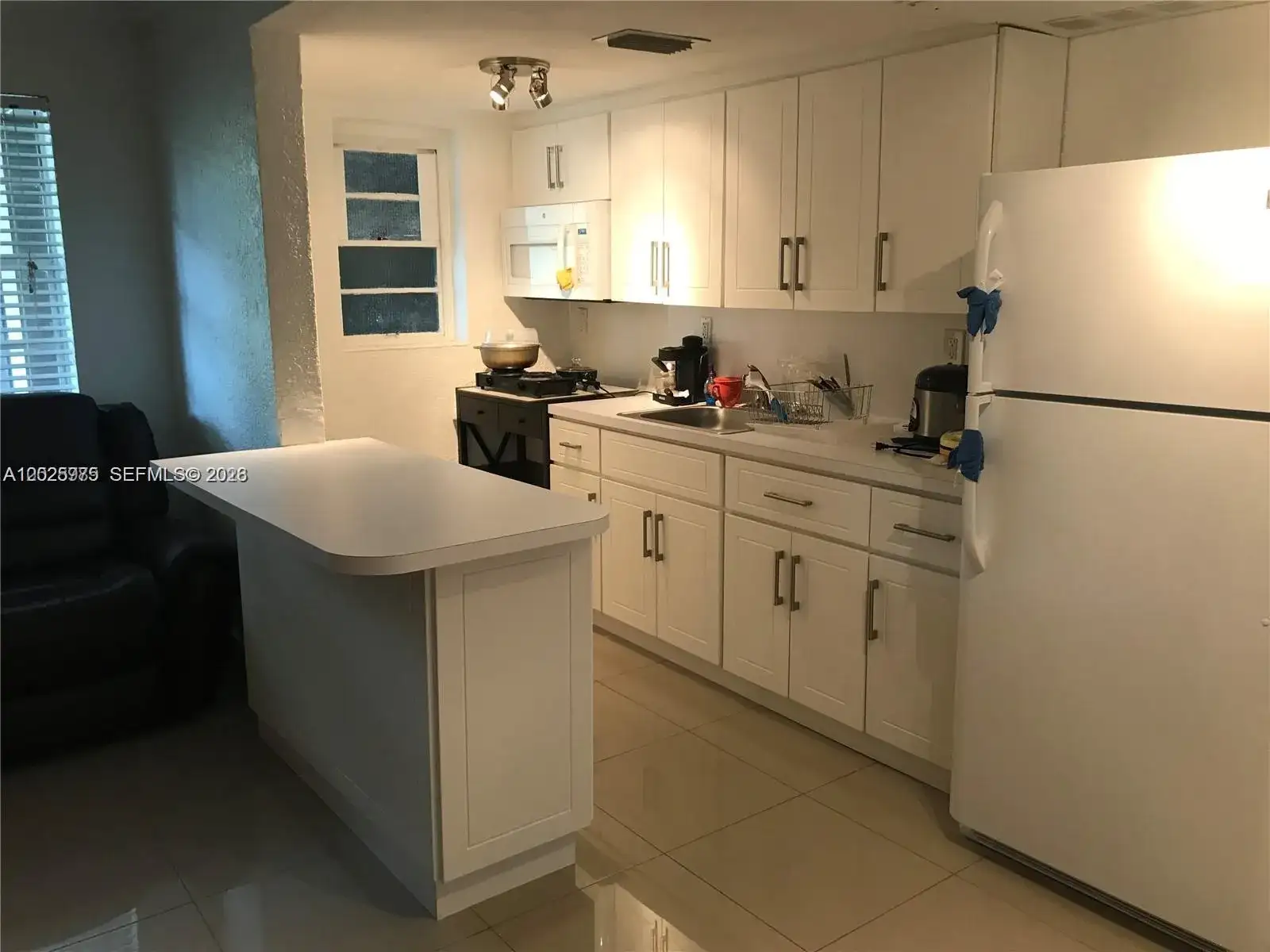 3901 SW 112th Ave # 14, Miami FL 33165 photo 2