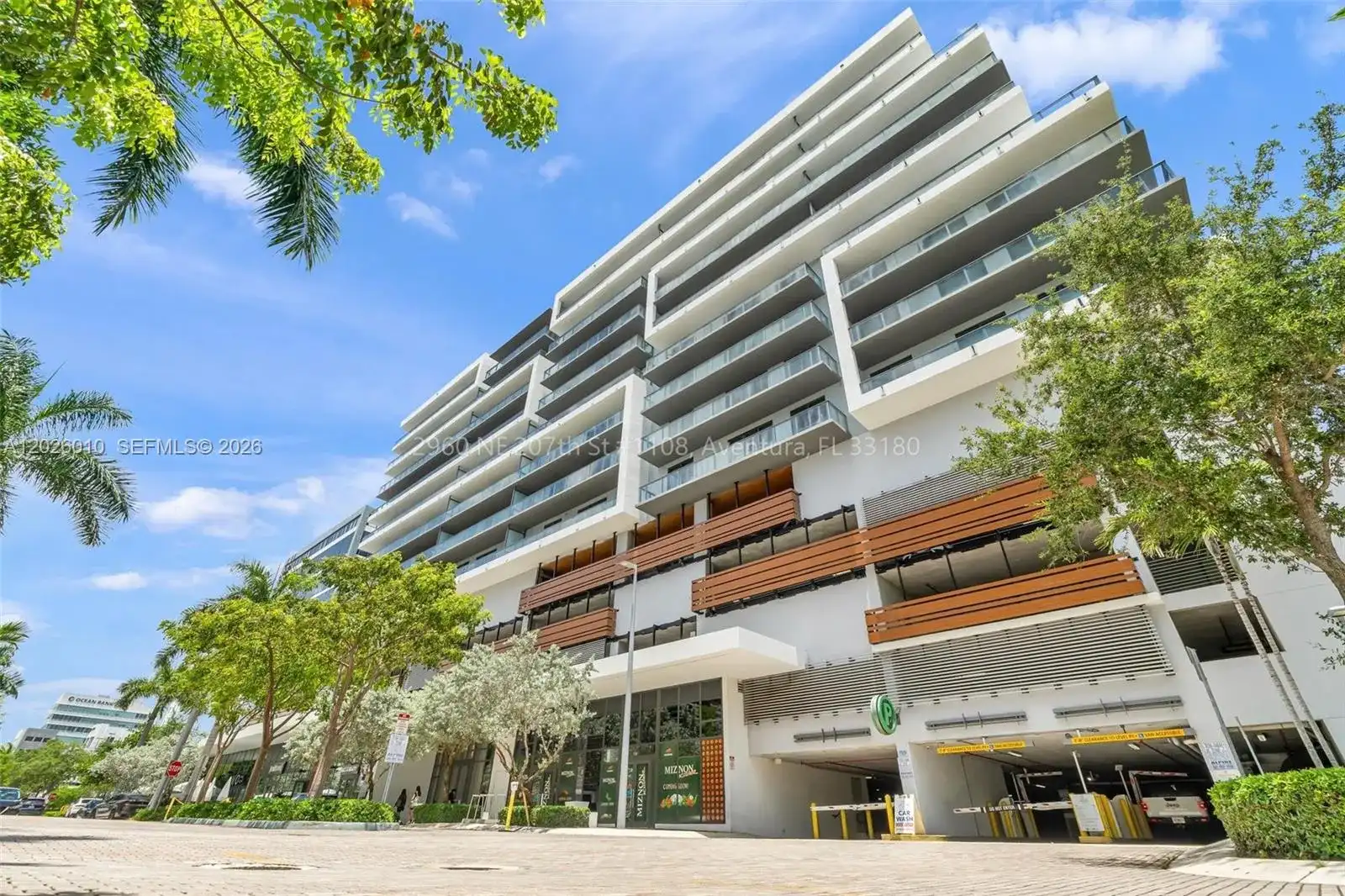 2960 NE 207th St # 1108, Aventura FL 33180
