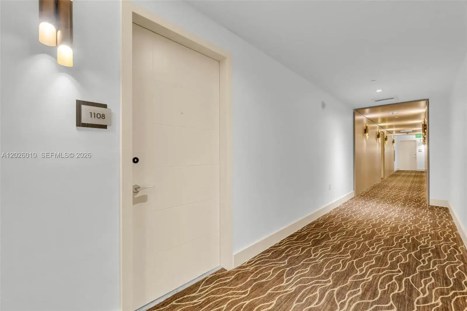 2960 NE 207th St # 1108, Aventura FL 33180 photo 2