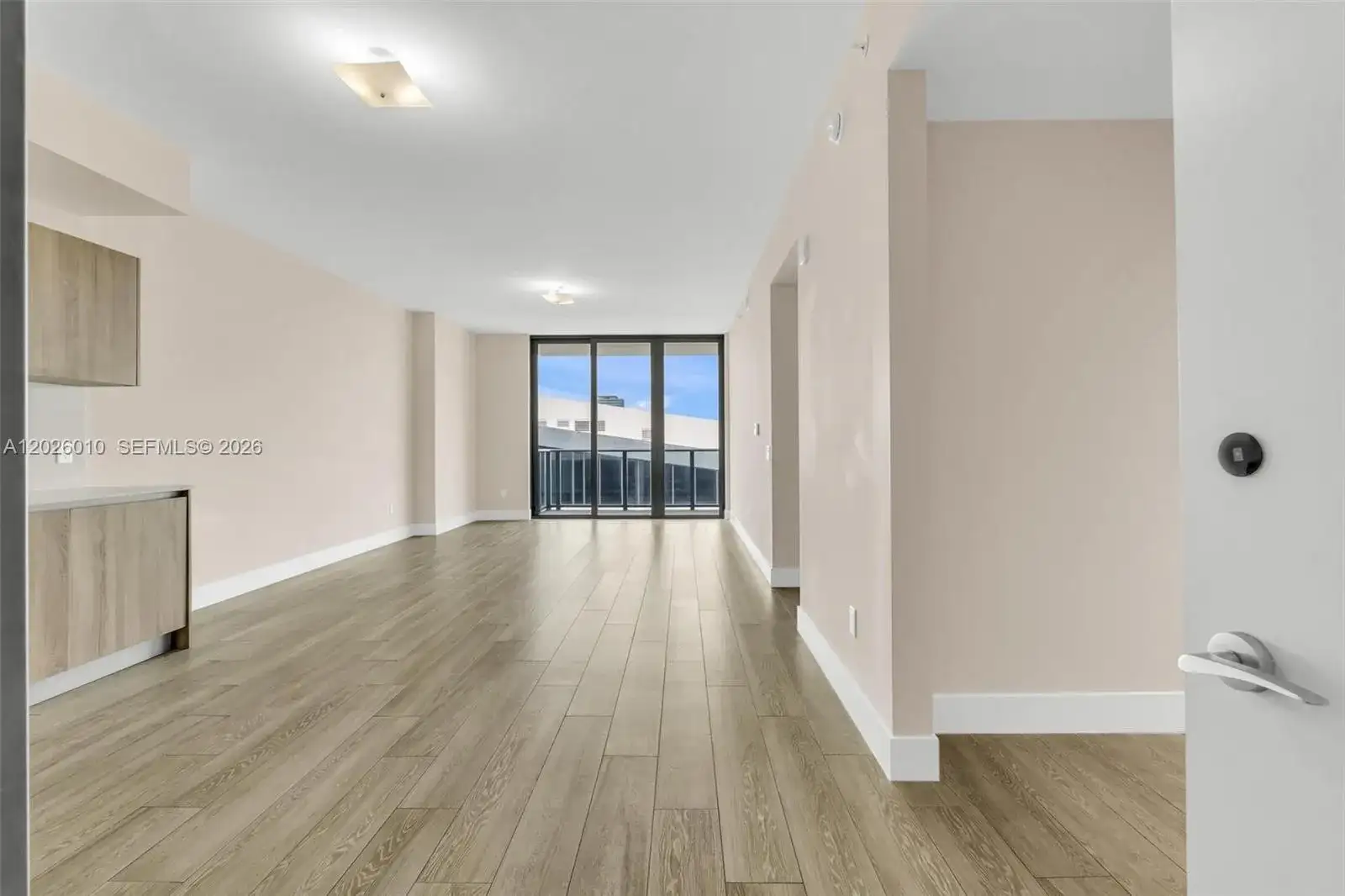 2960 NE 207th St # 1108, Aventura FL 33180 photo 3