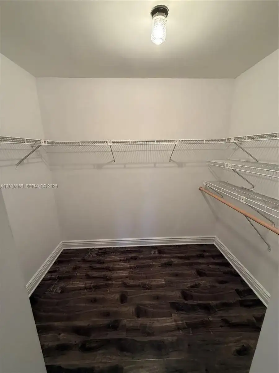 2606 NE 10 ST # 2606, Hallandale Beach FL 33009 photo 4