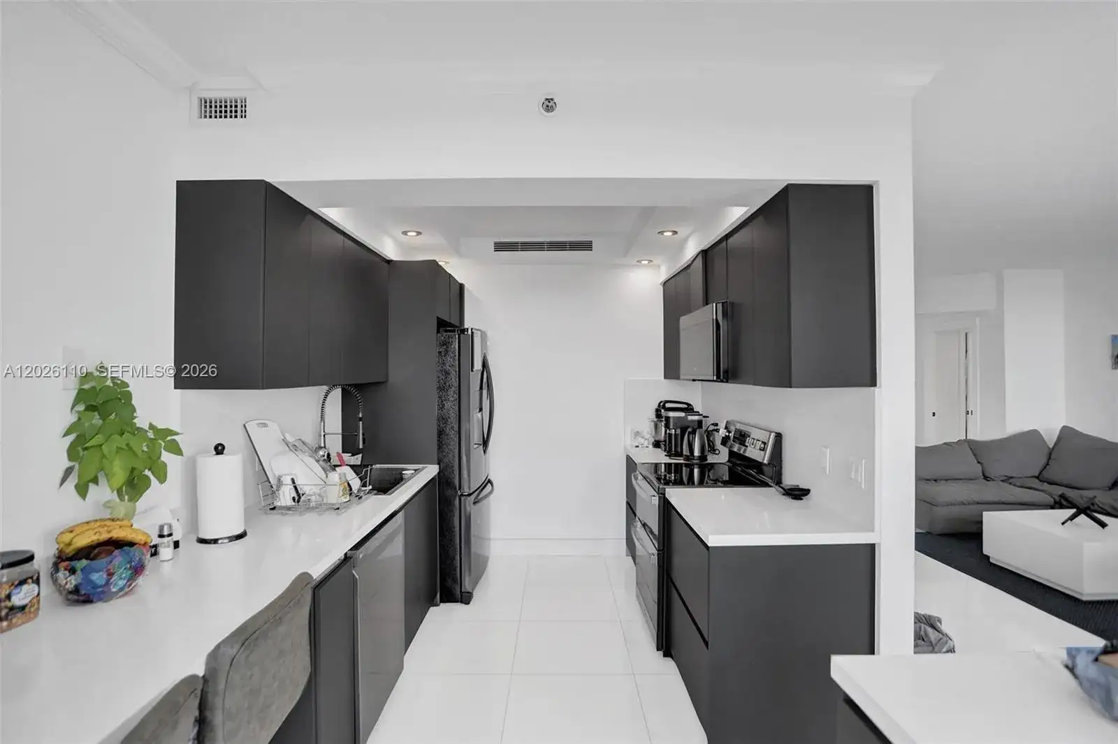 2000 Island Blvd # 1108, Aventura FL 33160 photo 4