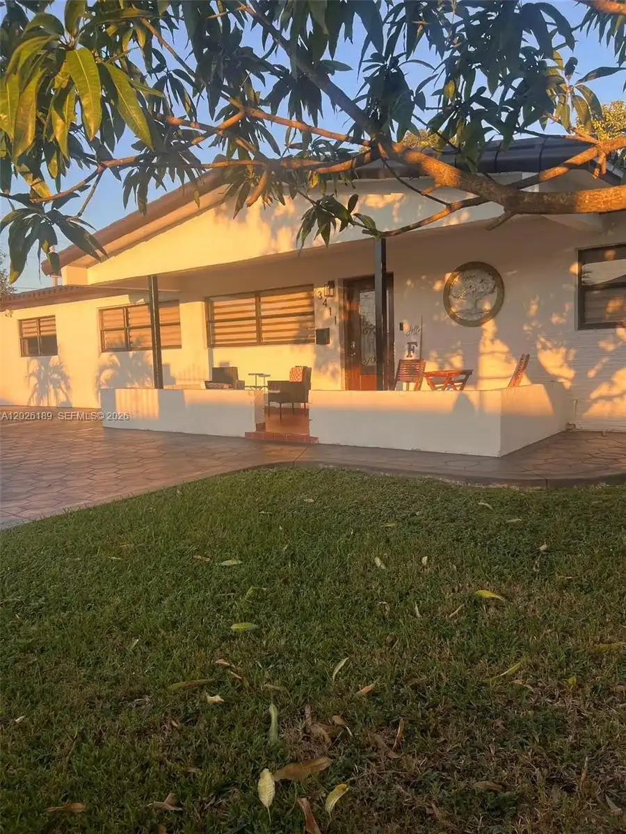 3411 SW 121st Ave, Miami FL 33175