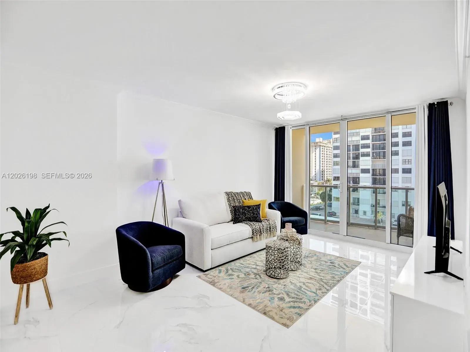 2501 S Ocean Dr, Hollywood FL 33019