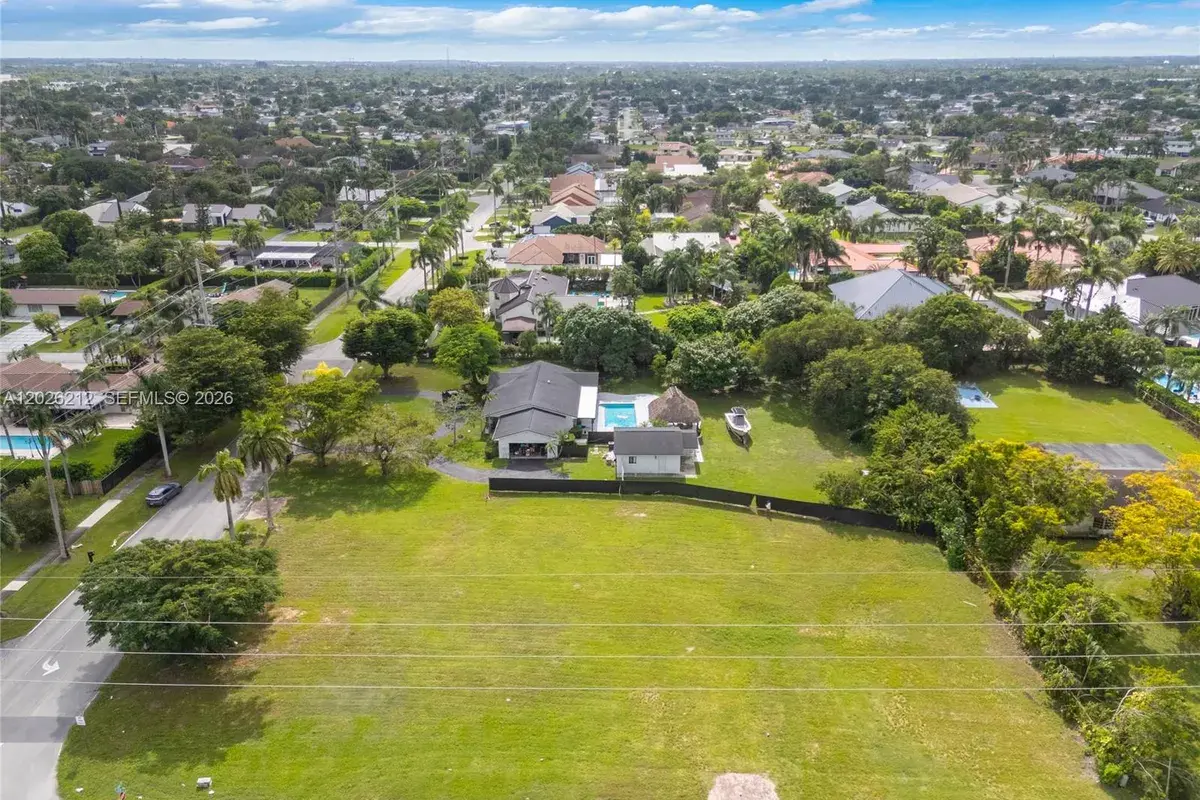 13600 SW 107th Ave, Miami FL 33176