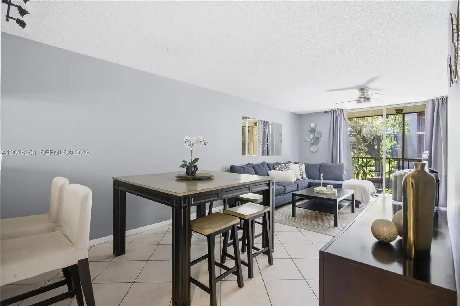 10451 W Broward Blvd # 209, Plantation FL 33324 photo 3