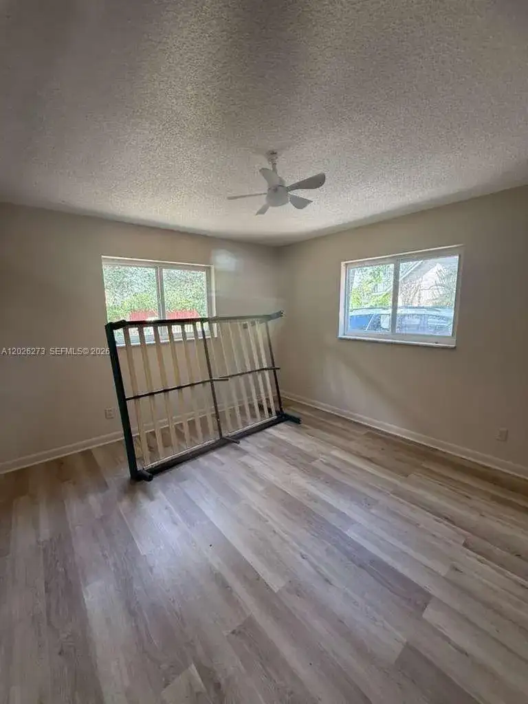 3850 SW 59th Ter, Davie FL 33314 photo 2