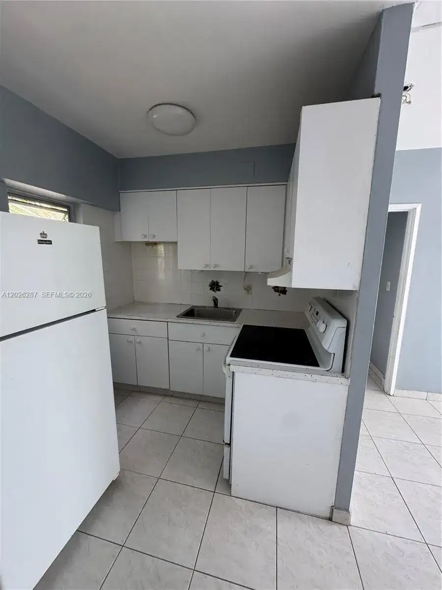 10281 E Bay Harbor Dr # A6, Bay Harbor Islands FL 33154 photo 3