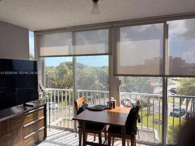 3850 Washington St # 409, Hollywood FL 33021