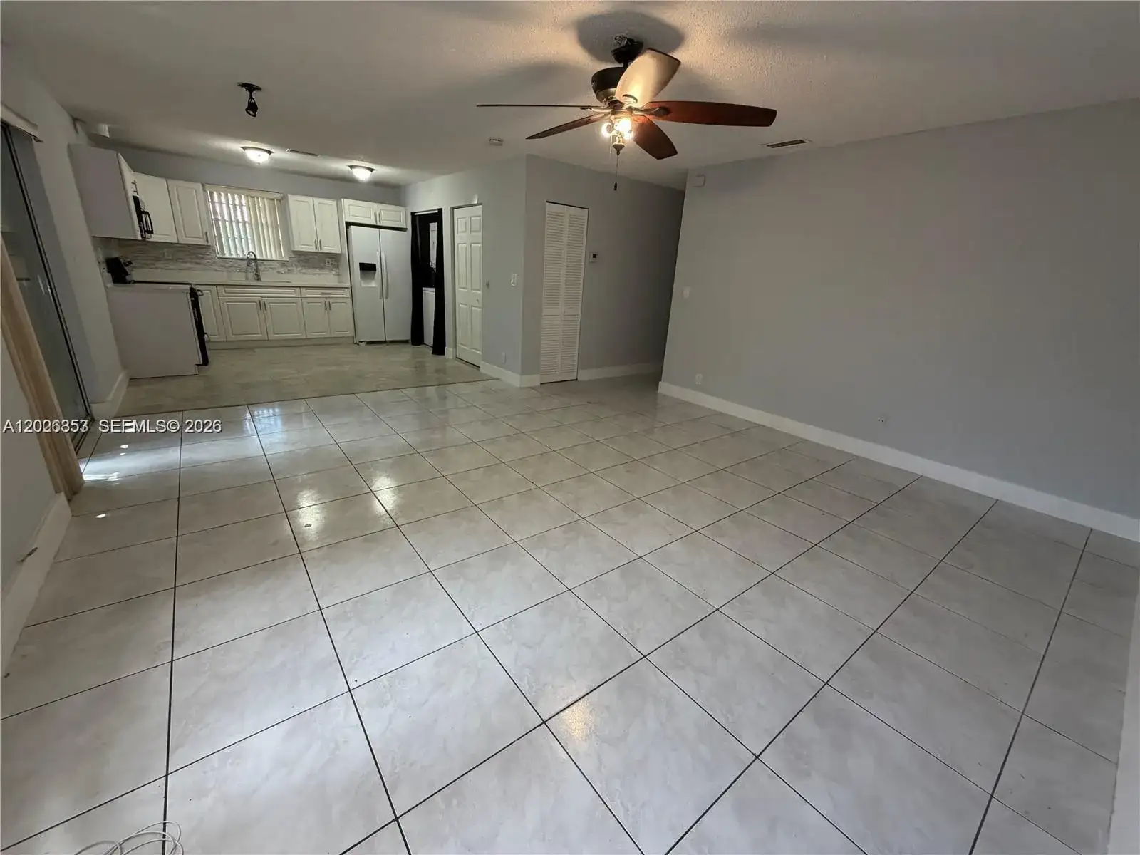 6316 Lincoln St, Hollywood FL 33024 photo 3