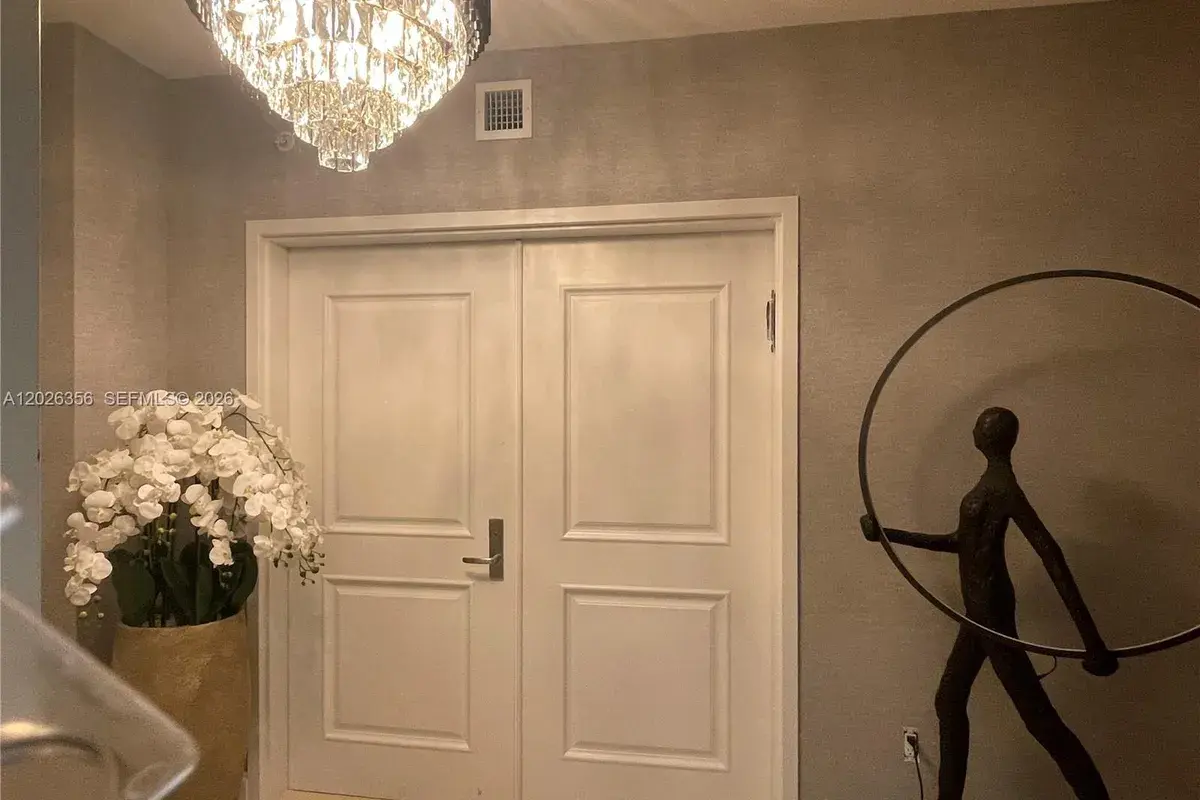 3101 S Ocean Dr # 1707, Hollywood FL 33019