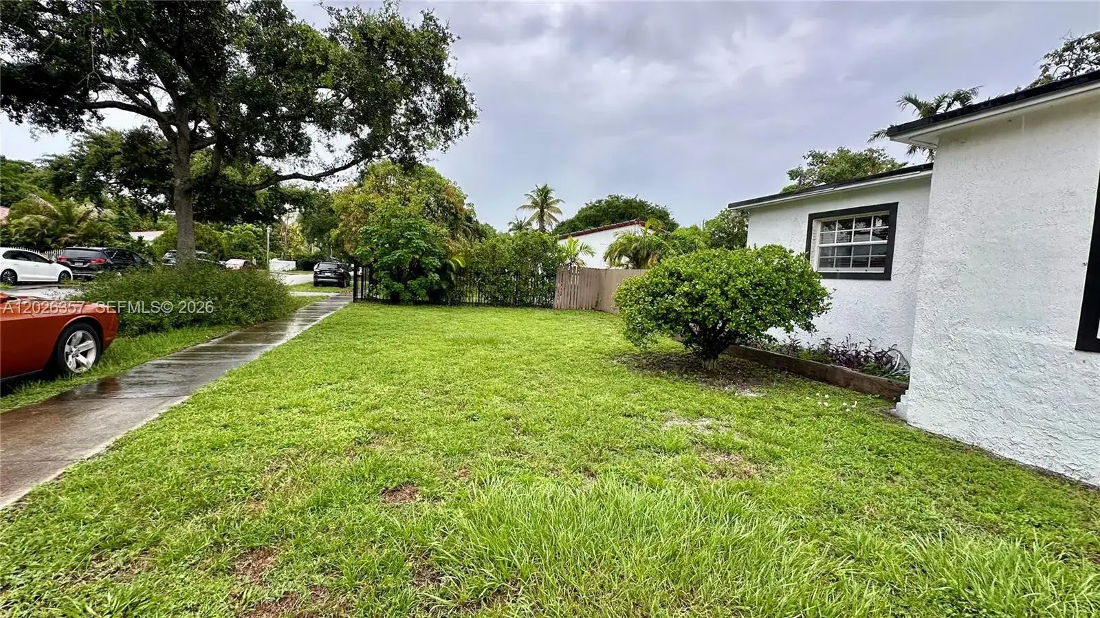 1090 NW 134th St, North Miami FL 33168 photo 4