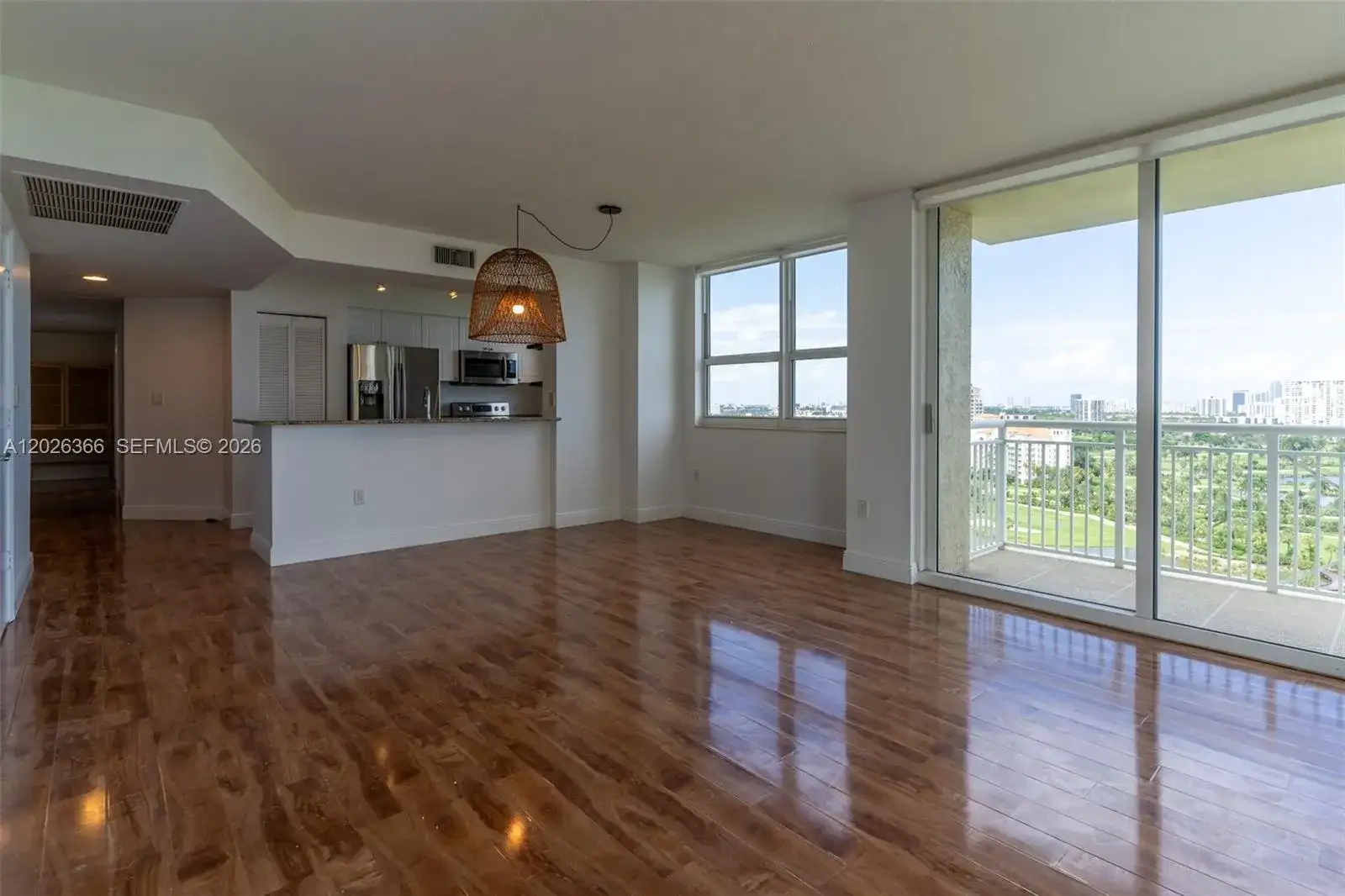 19501 W Country Club Dr # 1603, Aventura FL 33180 photo 3
