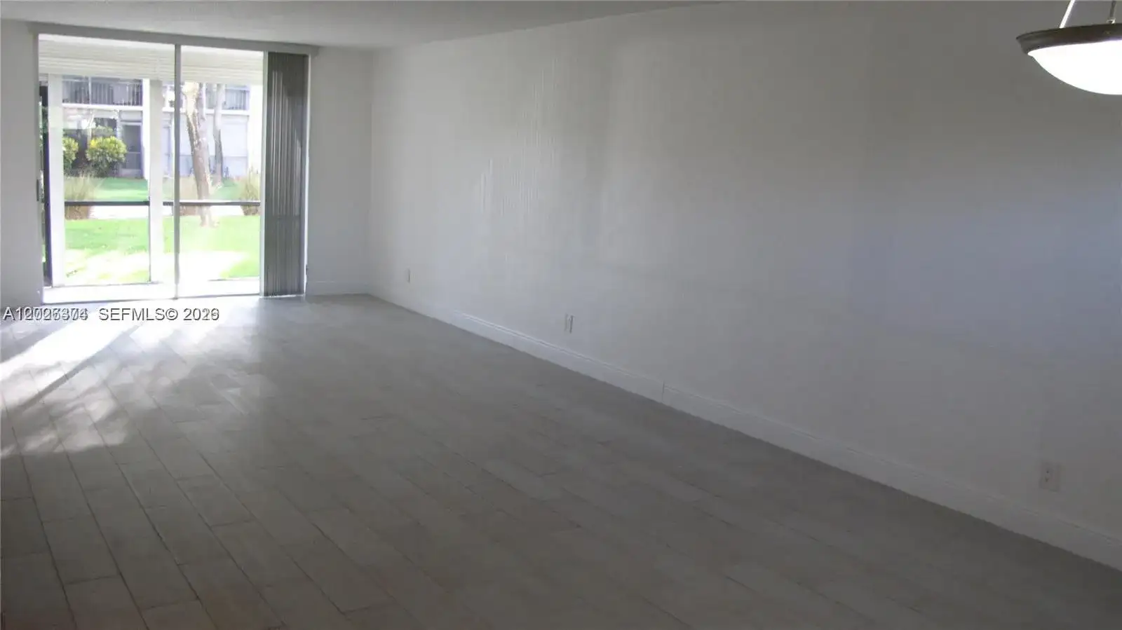 8911 S Hollybrook Blvd # 106, Pembroke Pines FL 33025 photo 4