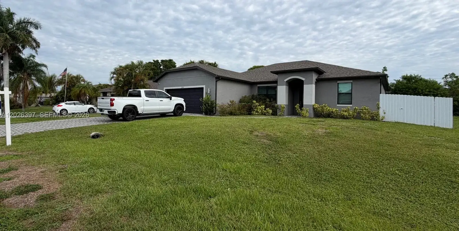209 SE 26th Ter, Cape Coral FL 33904 photo 3