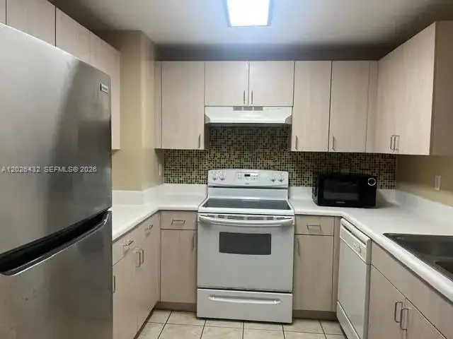 50 Menores Ave # 620, Coral Gables FL 33134 photo 2