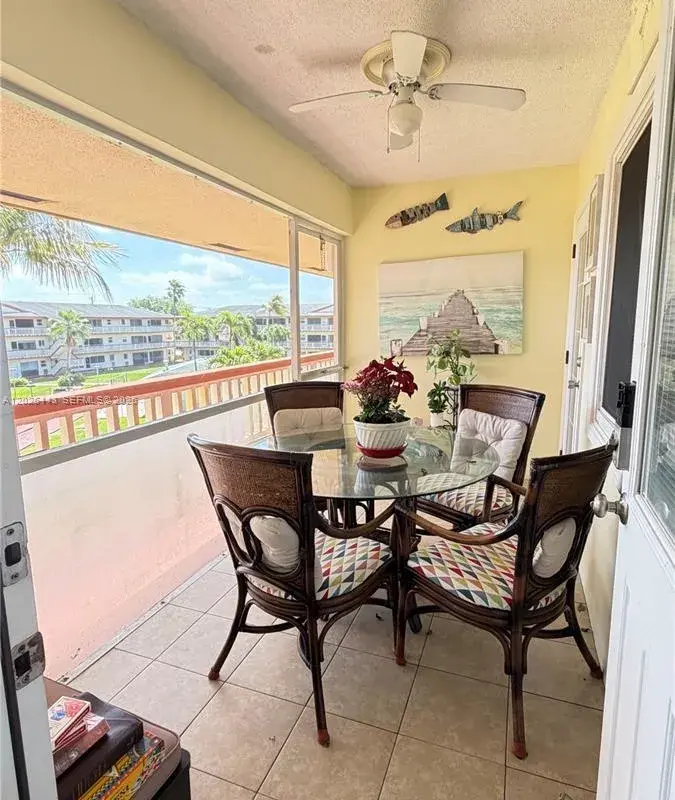 5300 Washington St # D309, Hollywood FL 33021