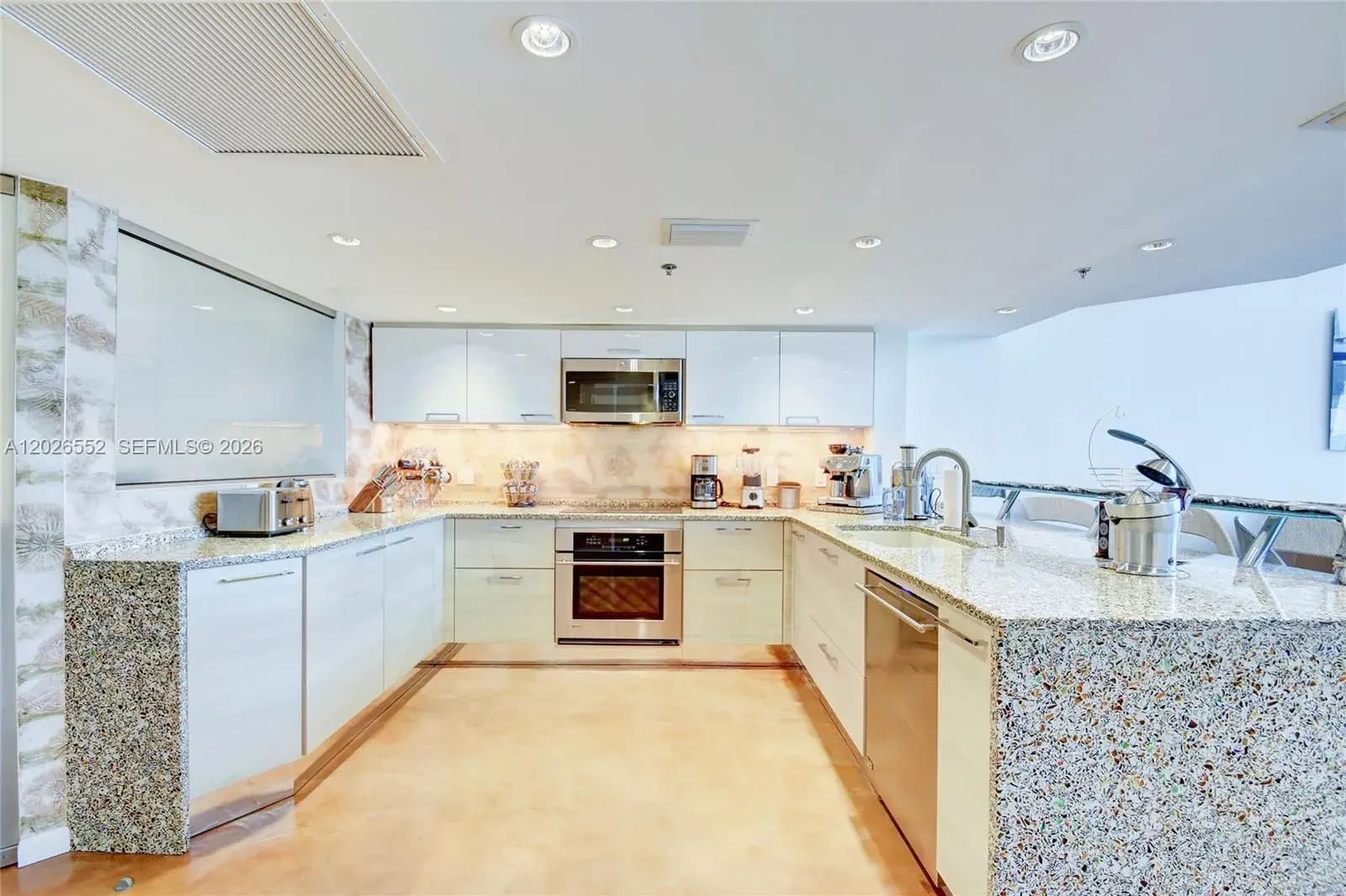 5445 Collins Ave # P2, Miami Beach FL 33140