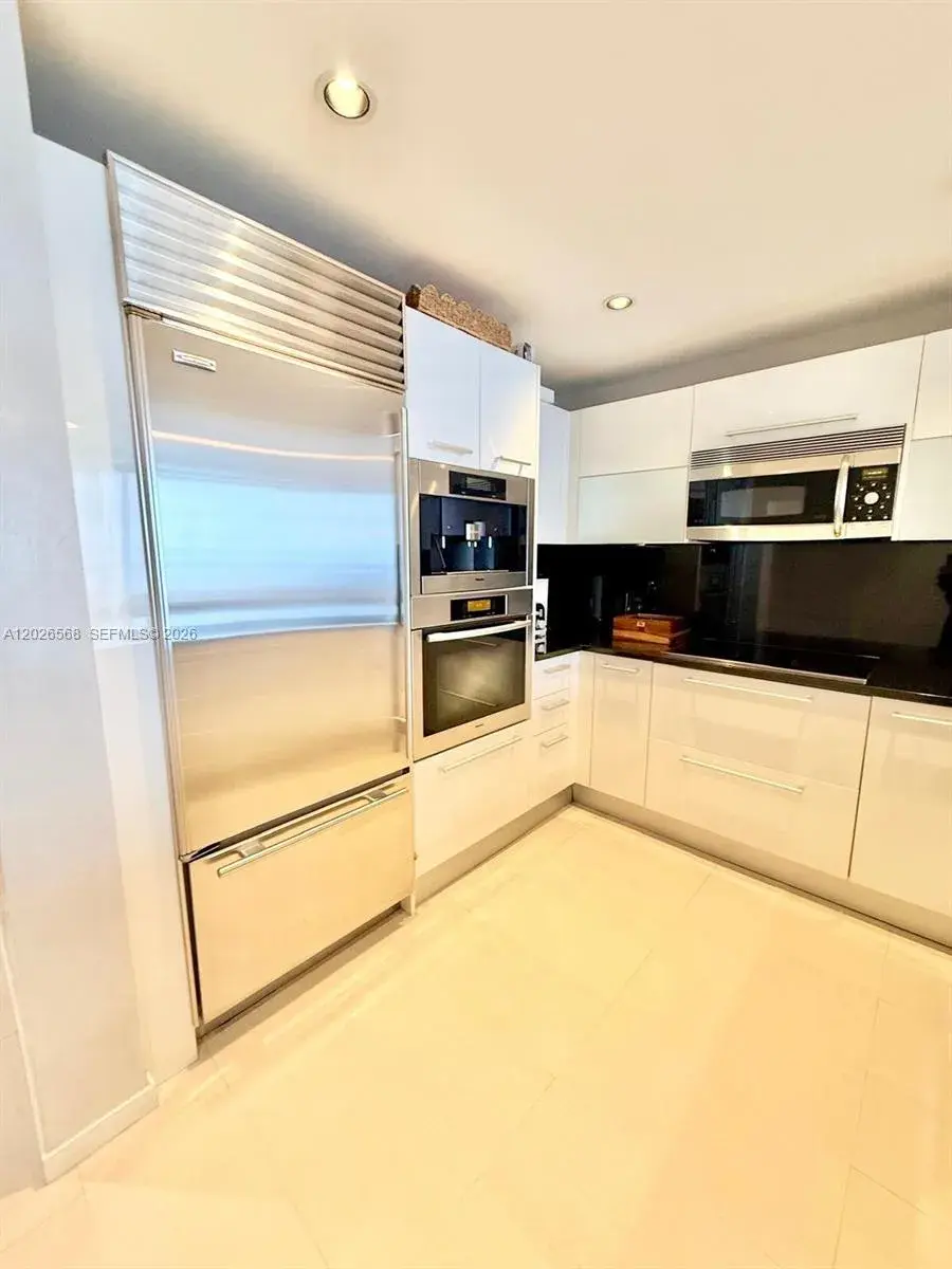 17121 Collins Ave # 1207, Sunny Isles Beach FL 33160