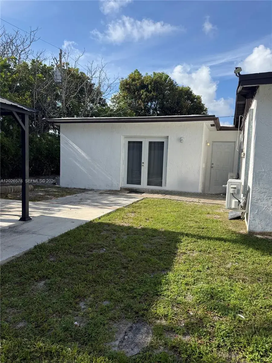 1816 NW 25th Ter # 2, Fort Lauderdale FL 33311