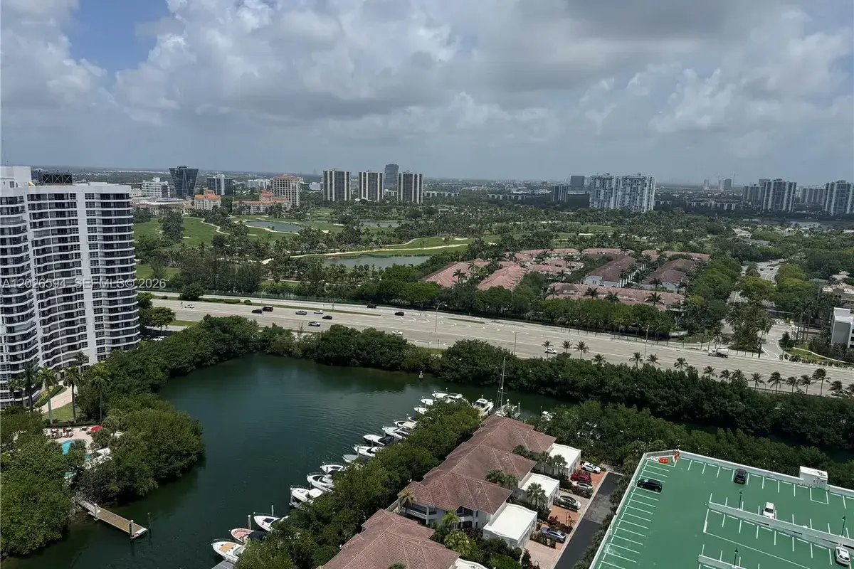 3530 Mystic Pointe Dr # 2709, Aventura FL 33180
