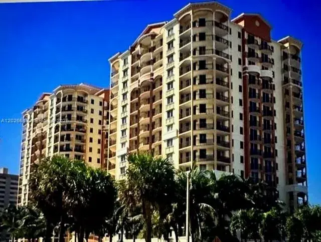 2011 N Ocean Blvd # 605, Fort Lauderdale FL 33305