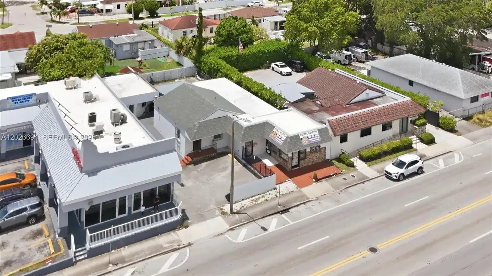 3240 NW 7th St, Miami FL 33125