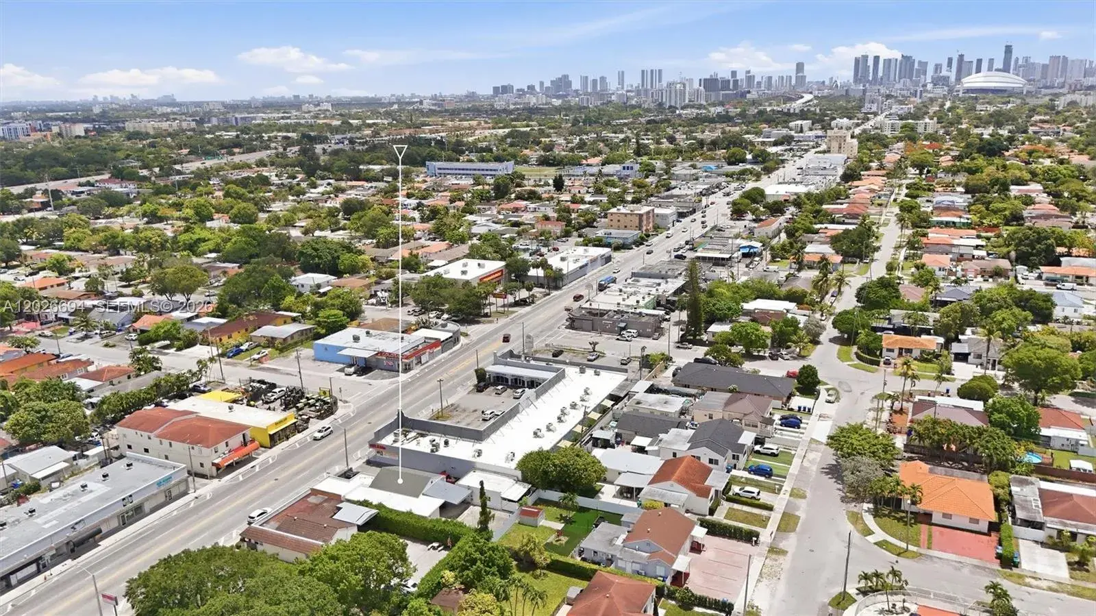 3240 NW 7th St, Miami FL 33125