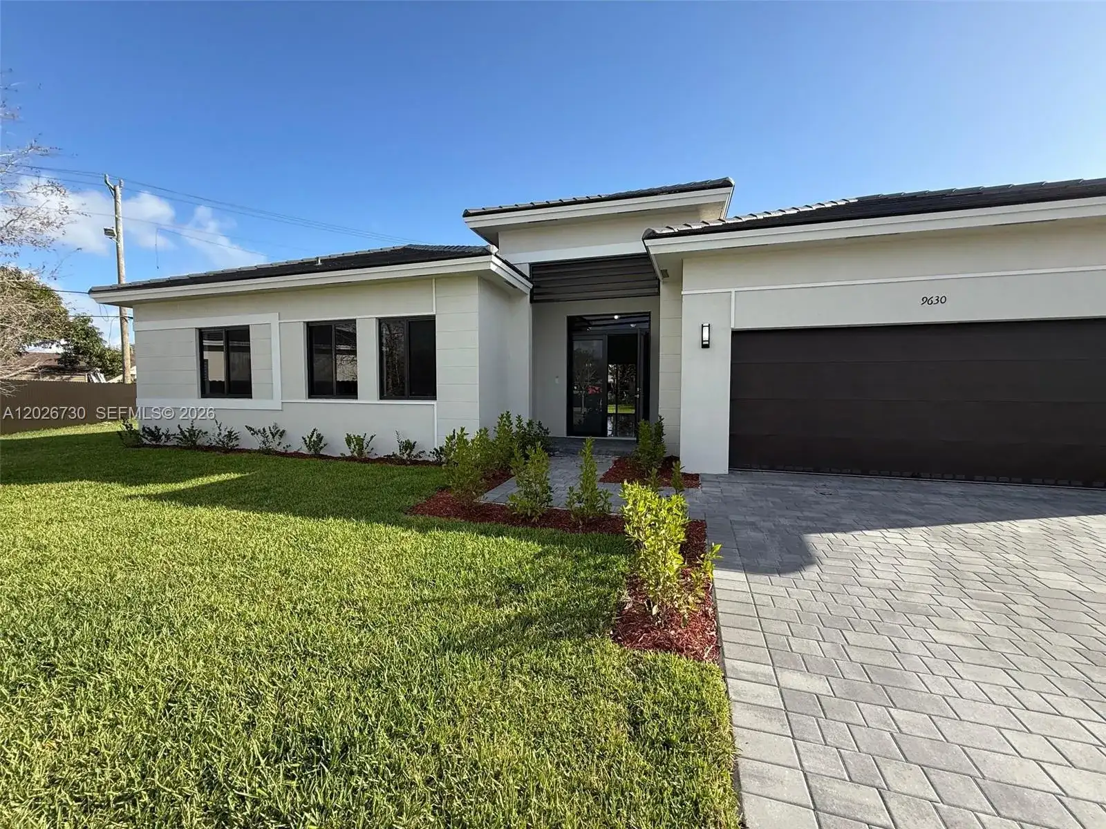 9630 SW 208th Ter, Cutler Bay FL 33189 photo 2