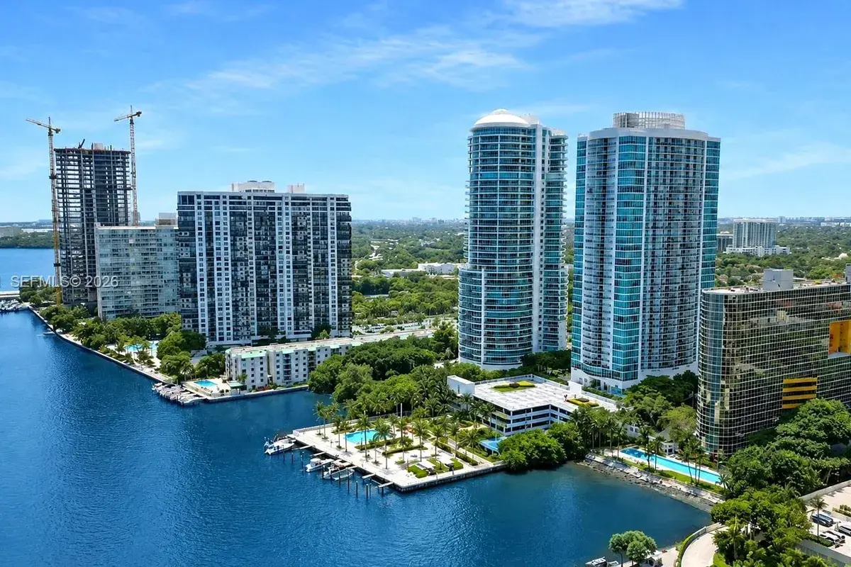 2101 Brickell Ave # 1907, Miami FL 33129