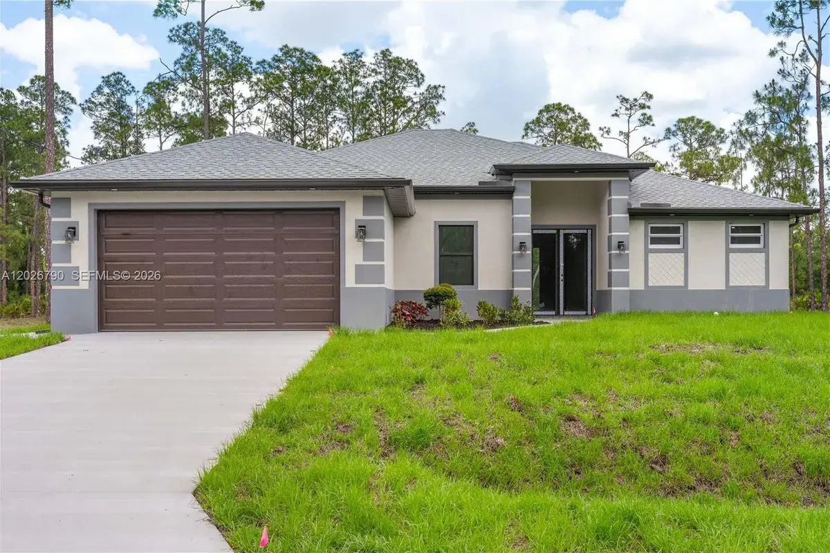 1116 leroy ave, Lehigh Acres FL 33972