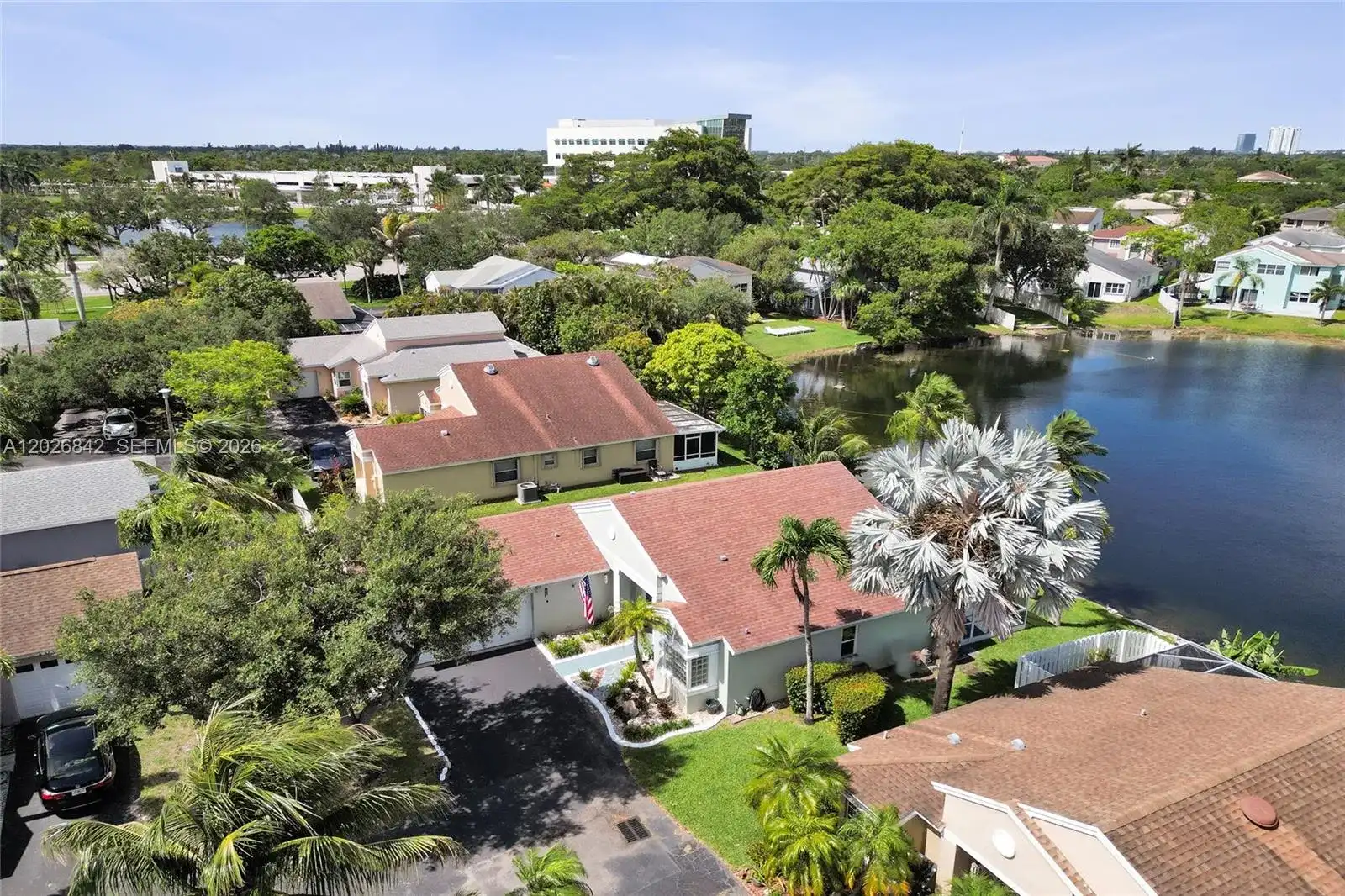 10639 Lago Welleby Dr, Sunrise FL 33351