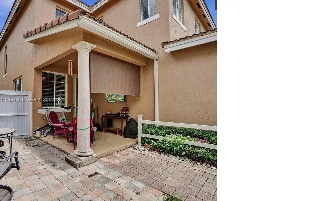27562 SW 139th PL, Homestead FL 33032