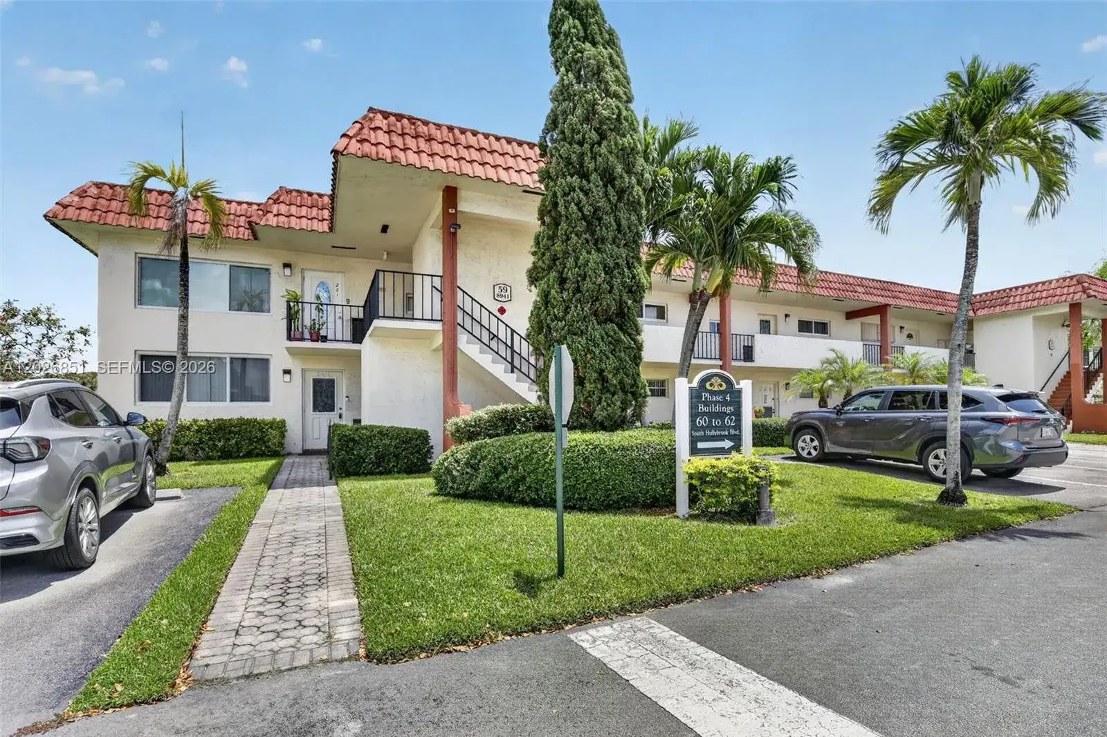 8941 S Hollybrook Blvd # 205, Pembroke Pines FL 33025 photo 3