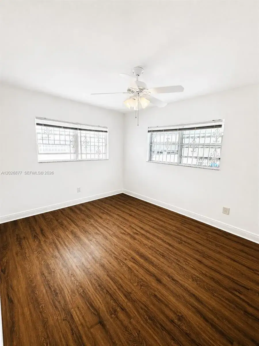 2727 SW 24th St, Miami FL 33145 photo 5