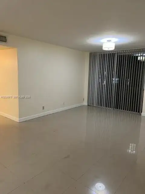10733 Cleary Blvd # 112, Plantation FL 33324 photo 5