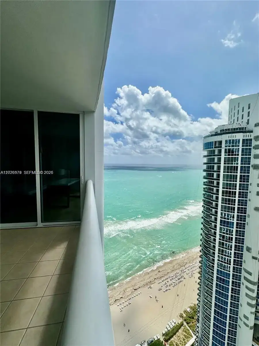 18201 Collins Ave # 5307, Sunny Isles Beach FL 33160 photo 2