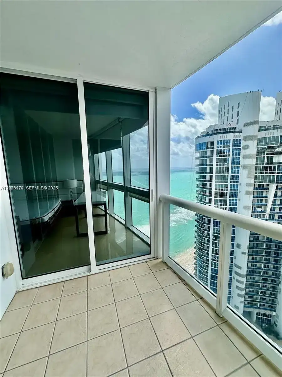 18201 Collins Ave # 5307, Sunny Isles Beach FL 33160 photo 5